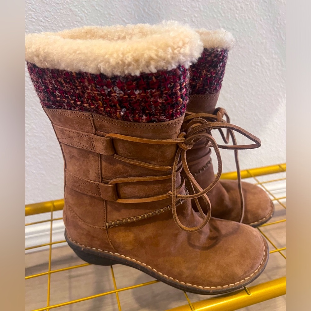 UGG Australia Women's Tanasa Boots- 1001668 - Chestnut